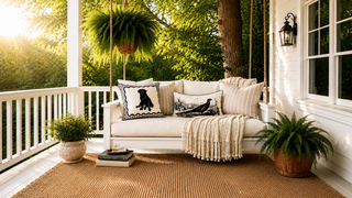 Front Porch & Outdoor