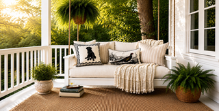 PILLOWS AND TABLE RUNNERS