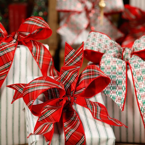 Holiday Paper Table Runner/Wrap Guess and Company