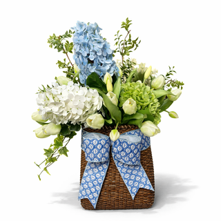 JARAD SIMPSON 25" X 40" BL/GR DOOR HANGER FLORAL DESIGN IN LARGE BASKET WITH BOW