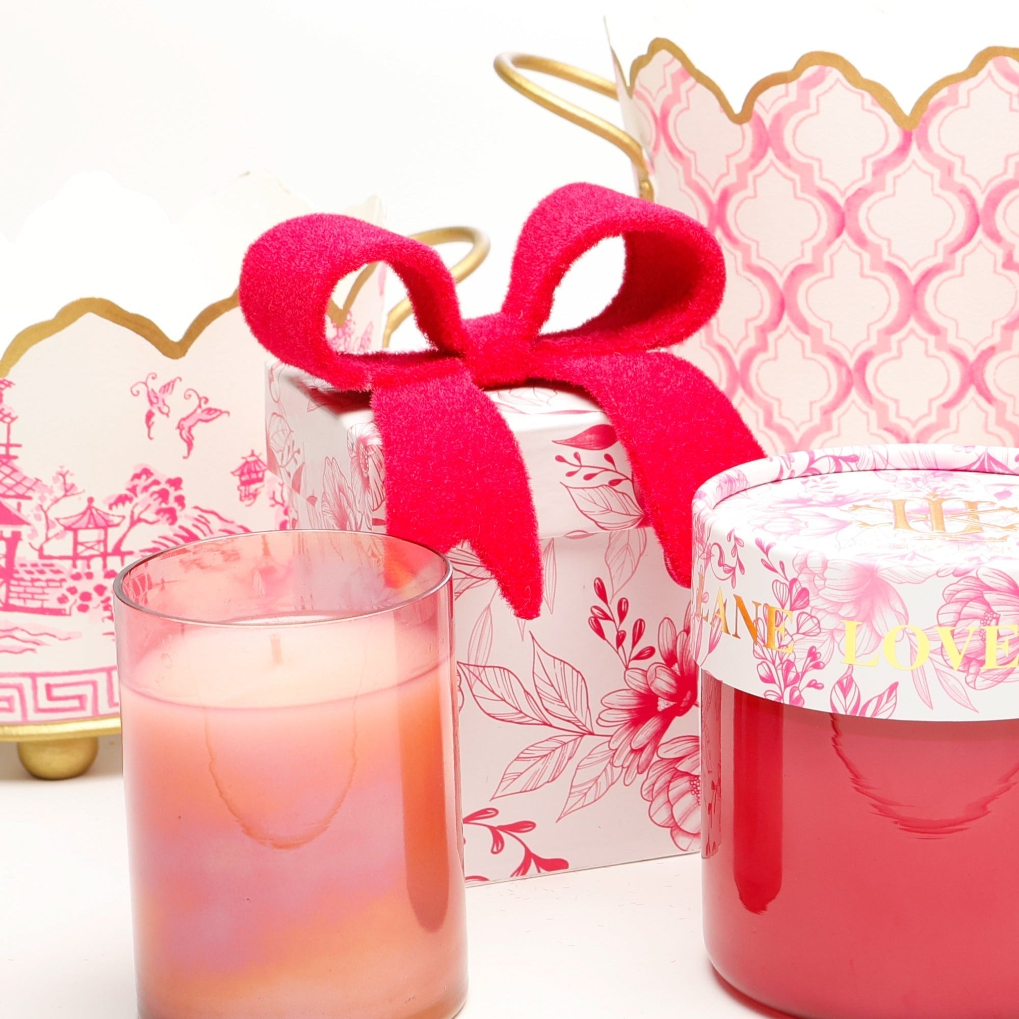 Lover's Lane 14oz Bow Gift Box Candle